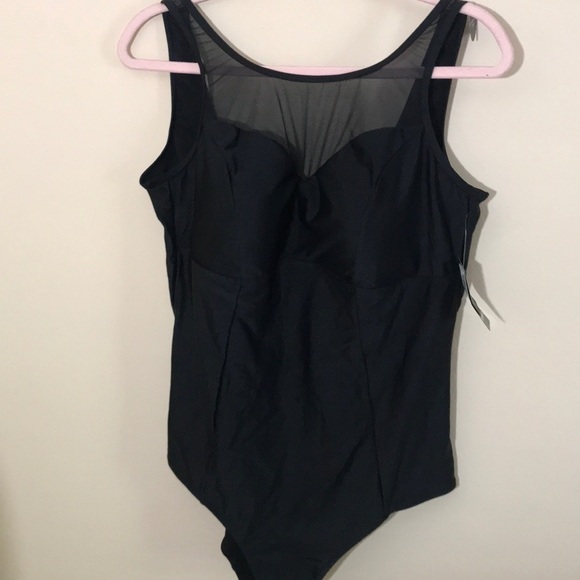 Torrid 2 ILLUSION NECK WIRELESS ONE-PIECE SWIMSUIT - Picture 4 of 8